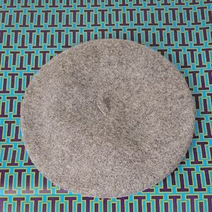 Gray Wool Beret- NWOT